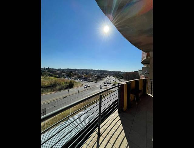 1 BEDROOM PROPERTY TO RENT IN BRAAMFONTEIN WERF